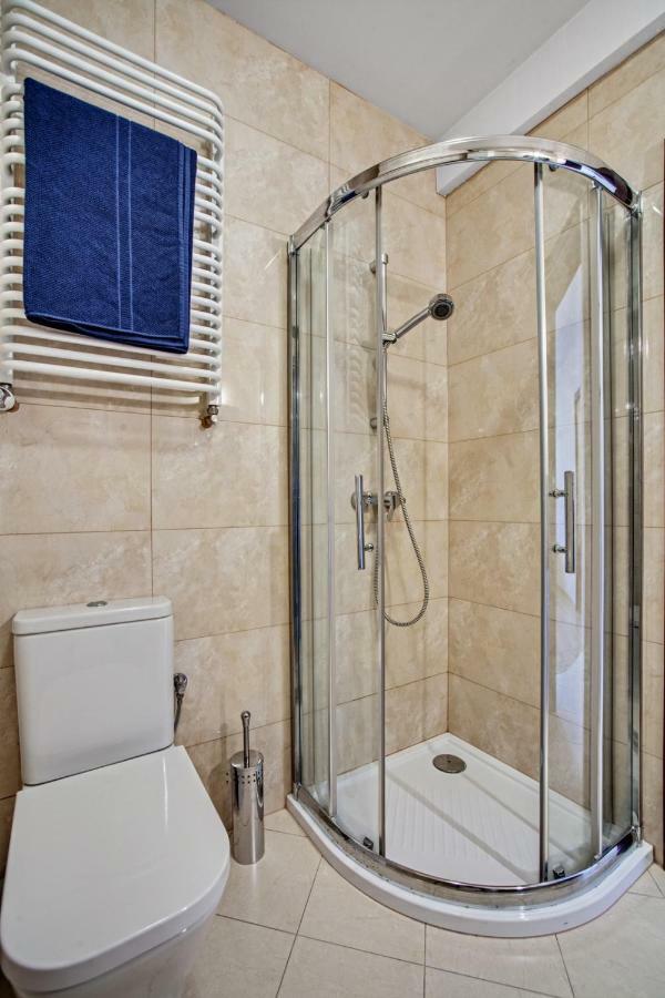 Trendy Apartment Kochanowskiego Street Krakau Buitenkant foto